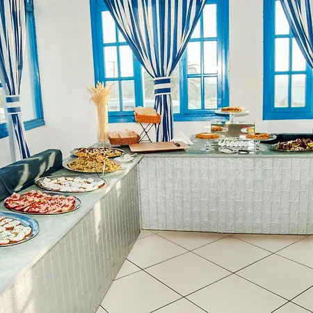 Ξενοδοχείο Bluu Bahari 3*